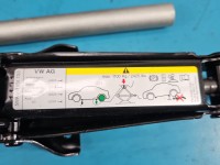 lewarek Podnośnik samochodowy trapezowy Skoda Octavia IV