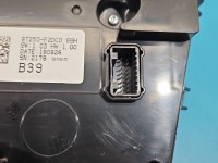 Konsola panel nawiewu Hyundai Elantra VI 15-20 97250-F2DC0