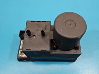 Pompka centralnego zamka Audi A3 8L 8L0862257A Producent części: Audi, Klejona obudowa