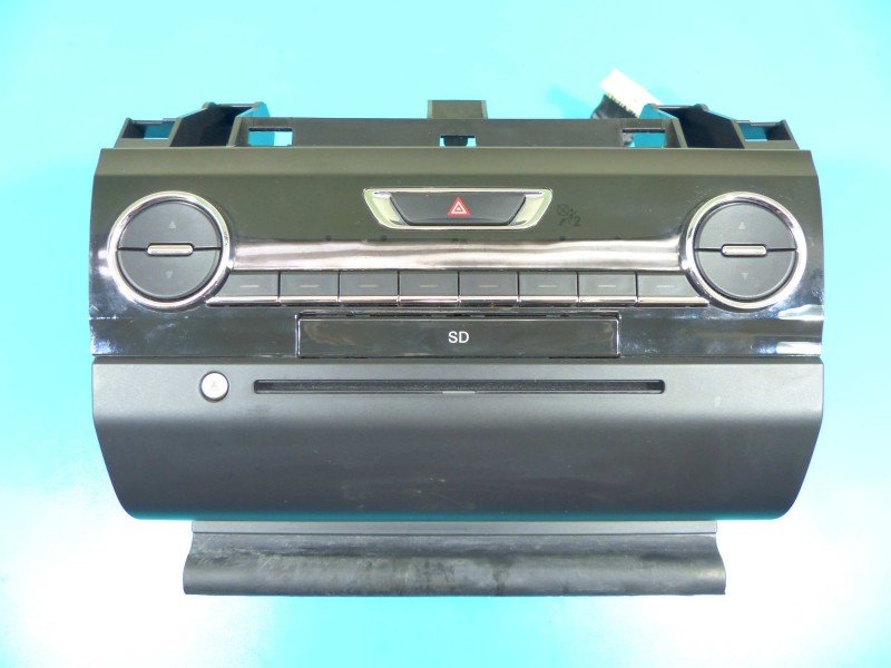 Radio fabryczne Maserati Ghibli III 13- 06700084900