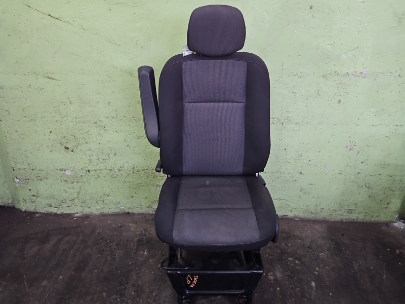 Fotel lewy przód kierowcy Renault Master III 10-24 EU 5d