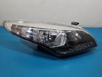 Reflektor prawy lampa przód Renault Megane III EUROPA