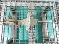 Amortyzator przód lewy przedni Mitsubishi Carisma