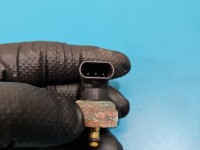 Czujnik ciśnienia paliwa Mercedes W221 A0035427518, 51CP08-02 regulator