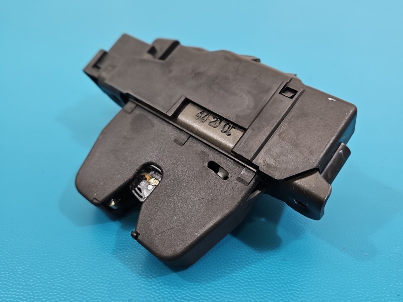 Zamek klapy tył 9816195380 Citroen C5 Aircross 17-25 HB CITROEN, Europejska, 3pin