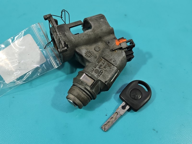 Stacyjka KLUCZYK WKŁADKA Vw Lupo 357905851F