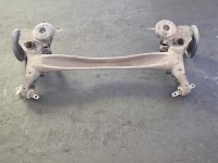 Tylna belka oś tył Opel Astra VI L 1.5 cdti Tylna belka oś tył Opel Astra VI L 1.5 cdti