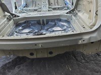 Pas tylny podłoga bagażnika Peugeot 3008 II wanna HB ćwiartka