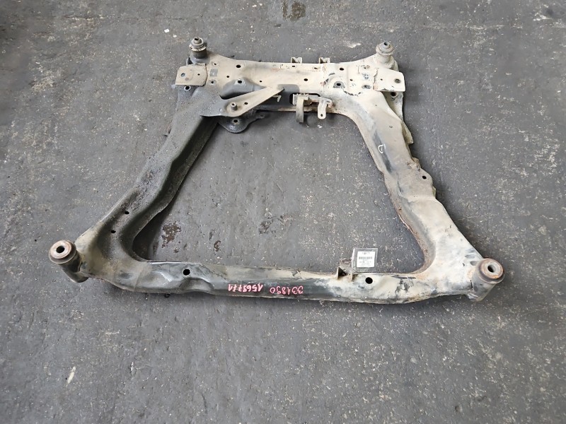 WÓZEK KOŁYSKA TRAWERS Sanki Belka silnika Nissan Qashqai I J10 06-13 2.0 dci