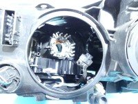 Reflektor prawy lampa przód Citroen C5 II X7 EUROPA 9674869880, 89905354