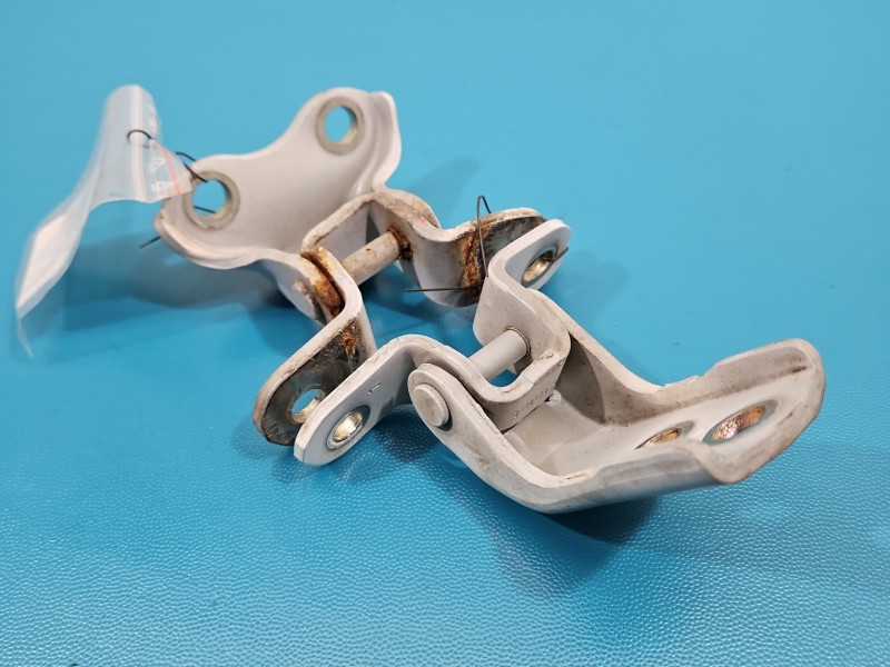 Zawias drzwi przód lewy Toyota Aygo II 14-22