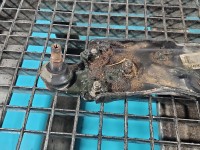 Wahacz przód lewy Peugeot 3008 II przedni