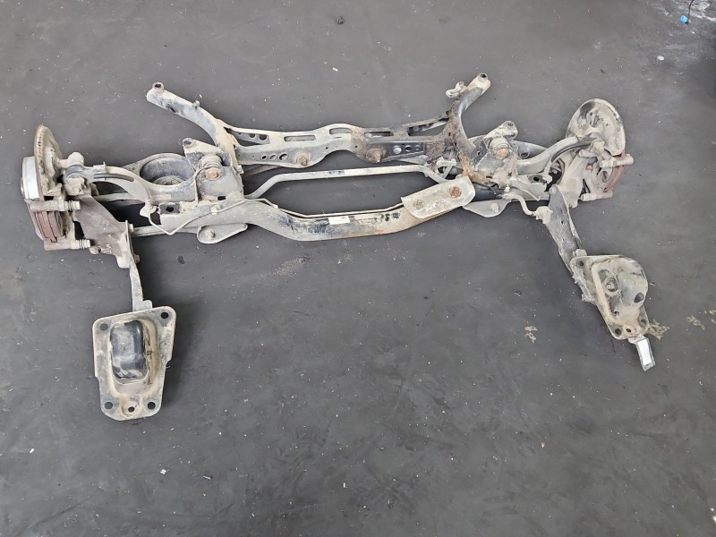 Tylna belka oś tył Skoda Octavia III 2.0 TSI (DKZA)