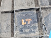 Nadkole tył lewe Toyota Auris II 52592-02250