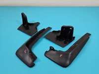 Chlapacz Toyota Corolla E16 E18 13- 76622-02220, 76621-02220, 65632-02240 1.6 16V