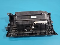 Schowek pasażera Jaguar F-Pace 16- EUROPA CM80511