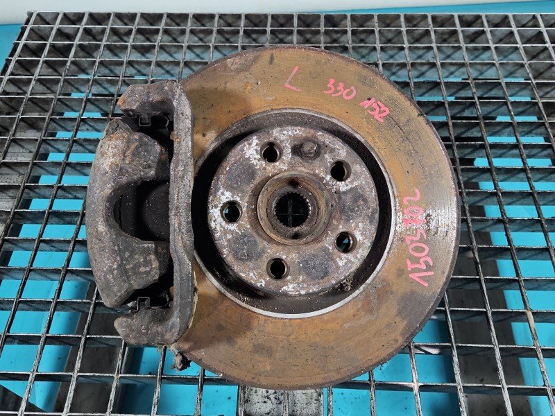 Zwrotnica lewa piasta przód 2.0 jtd Fiat Ulysse II 02-10 Zwrotnica lewa piasta przód 2.0 jtd Fiat Ulysse II 02-10