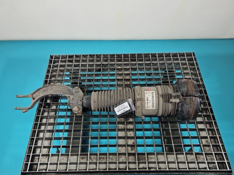 Amortyzator przód lewy przedni AUDI A6 C7 Amortyzator przód lewy przedni AUDI A6 C7