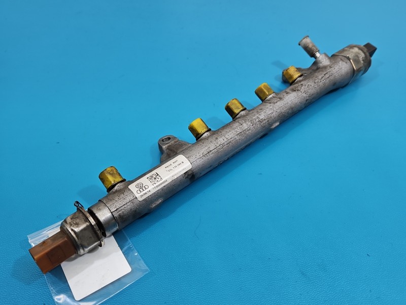 Listwa wtryskowa CZUJNIKI 03L130089B, 03L906054A, 85PP26-03 Skoda Fabia II 1.6 tdi CAYA