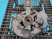 Zwrotnica lewa piasta przód 1.5 CDI MERCEDES W176