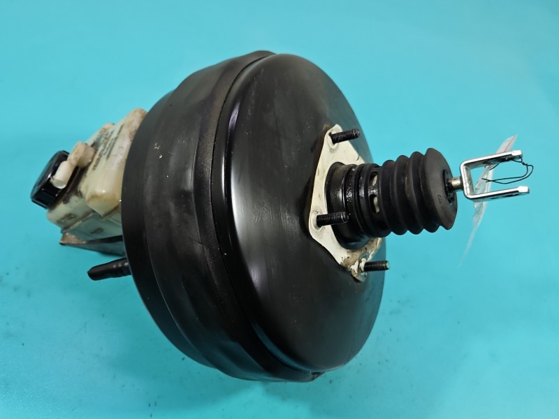 Serwo hamulcowe Mercedes ML W164 A1644300202 3.0 CDI V6