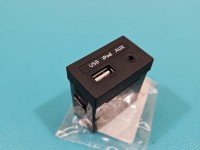 Gniazdo USB Hyundai I40 96120-3Z1504X