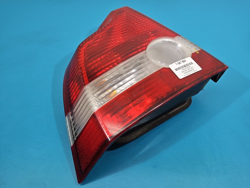 Lampa tył lewa Volvo S40 II V50 sedan Producent części: Volvo, zabrudzona wewnątrz, 04-07 EUROPA