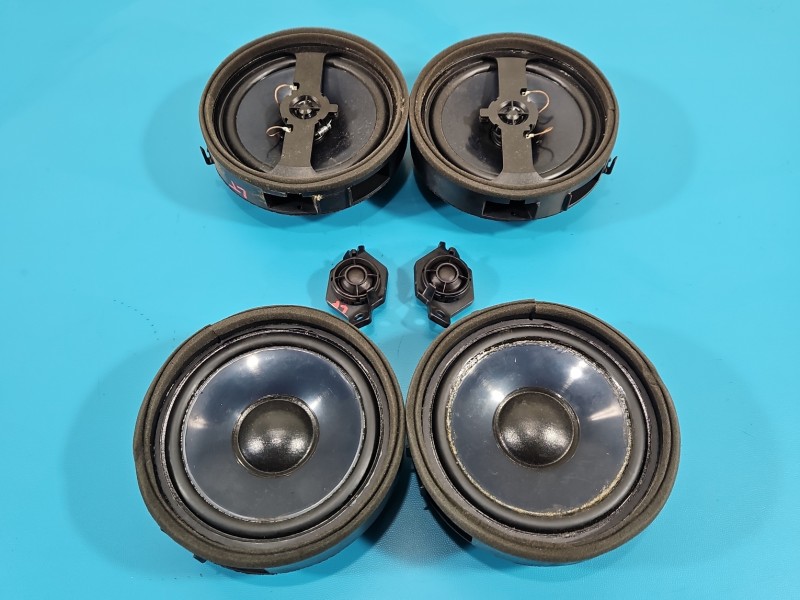Głośniki komplet Mitsubishi Outlander II 8720A010, 8720A011, 8720A009