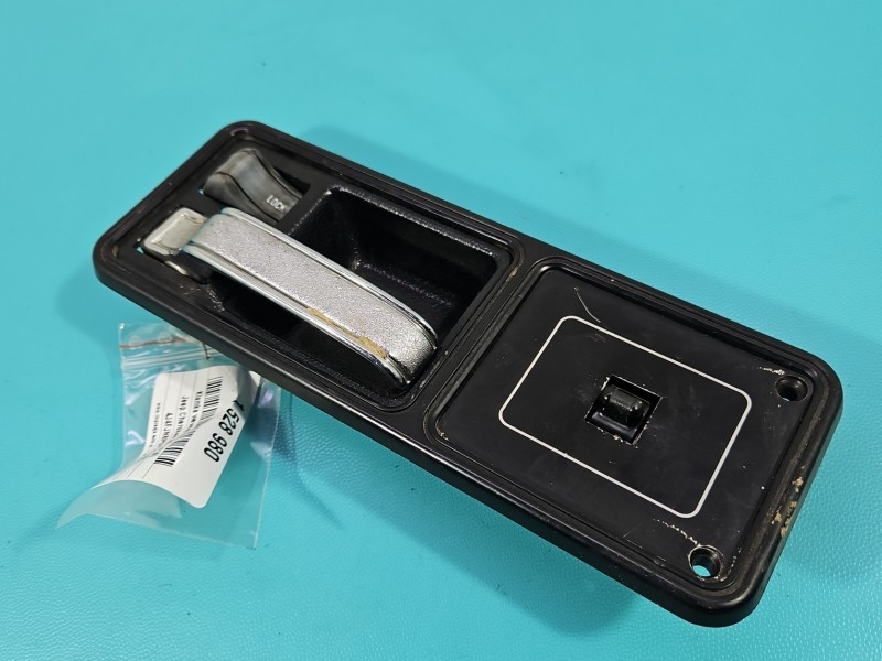Klamka wewnętrzna tył lewa Jeep Cherokee XJ 8955002153