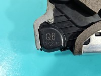 Zamek przód lewy LEXUS NX I 14-21 EUROPA Producent części: Lexus, 10pin