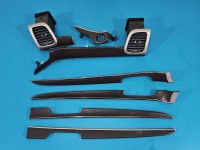 Listwa dekor deski Jeep Grand Cherokee IV WK2 X90016412MR, X90016512MR uszkodzone mocowanie prawej kratki