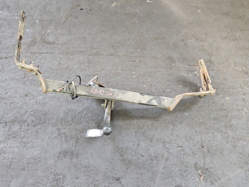 Hak holowniczy Renault Clio II Hak holowniczy Renault Clio II