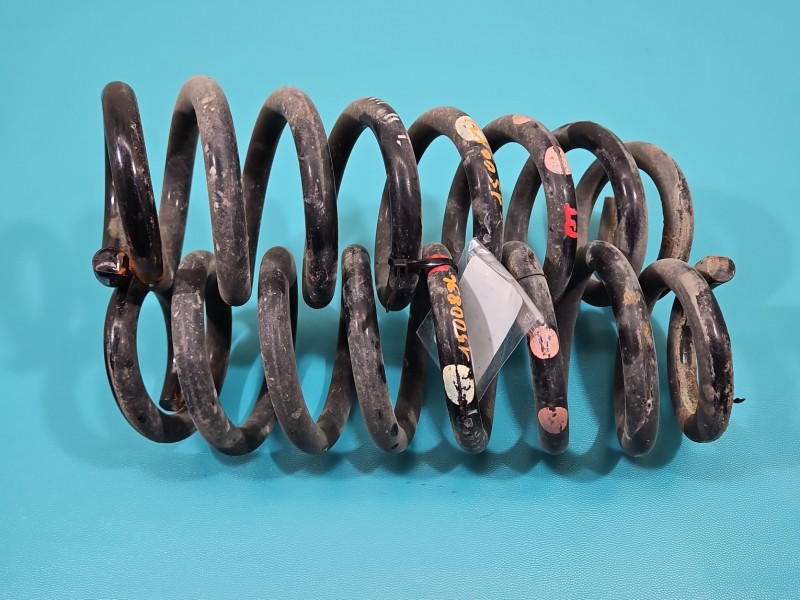 Sprężyny tył komplet Mitsubishi Outlander II HB