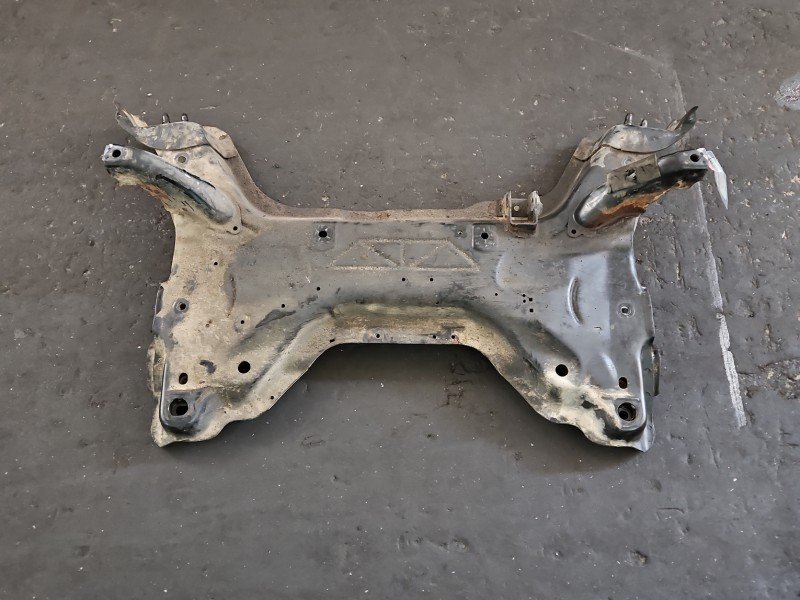 WÓZEK KOŁYSKA TRAWERS Sanki Belka silnika Peugeot 308 I T7 1.4 16V