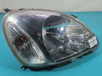 Reflektor prawy lampa przód Toyota Yaris I EUROPA