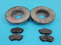 Tarcze hamulcowe przód klocki Audi 80 B4 2.0 jedn Pełne, Producent części: Audi