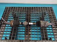 Półoś przód lewa Toyota Auris II 1.8 hybryda automat