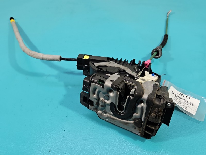 Zamek przód prawy Mercedes W213 EUROPA 4pin A2220063999, A0997201800