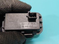 Przełącznik Mercedes, otwierania klapy bagażnika Mercedes W213 2128210851