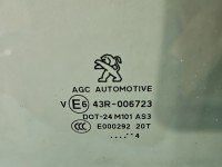 Szyba drzwi tył lewa Peugeot 2008 I HB