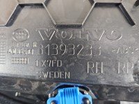 Tapicerka drzwi tył prawa boczek Volvo V90 31393233
