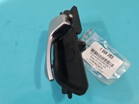 Klamka wewnętrzna przód lewa HYUNDAI i20 II 14-20 82610-C7000