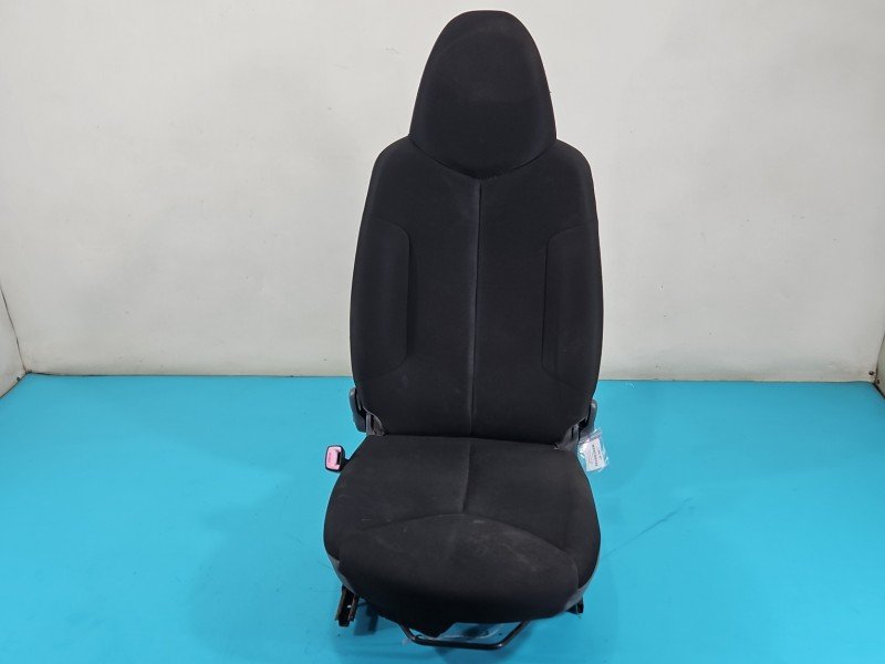 Fotel lewy przód kierowcy Toyota Aygo 05-14 EU Fotel lewy przód kierowcy Toyota Aygo 05-14 EU