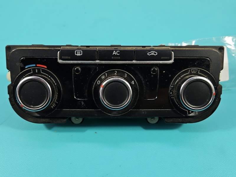 Konsola panel nawiewu Vw Caddy III 2K 7N0907426AM