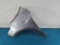 Błotnik przód lewy Toyota Yaris II srebrny 1F8