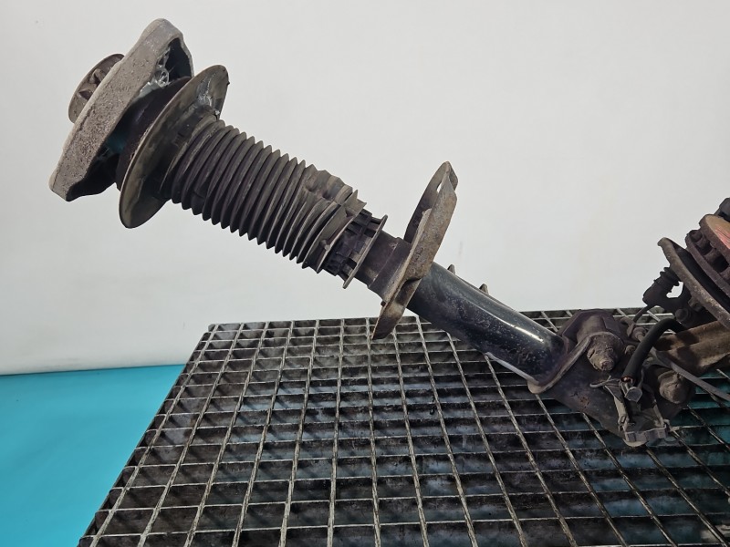 Amortyzator przód prawy przedni Mercedes W246