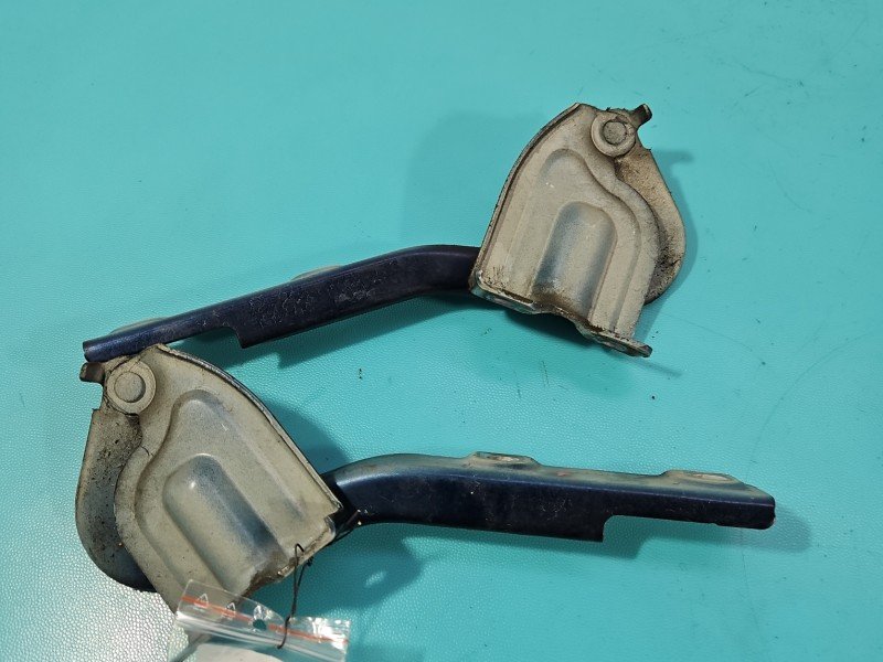 Zawias maski komplet Suzuki Sx4 S-Cross 13-21 granatowy ZQ4