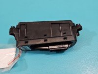 Przełącznik Hyundai, Przetarte przełącznik Hyundai Tucson III 15-20 93300-D7710
