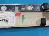 Listwa dekor deski AUDI A4 B8 8K0863305K, 8K0867420C Europejska, uszkodzone mocowanie, uszczerbane