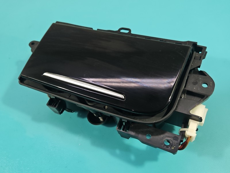 Uchwyt na napoje kubek CUP HOLDER AUDI A8 D4 4H 858601A, 4H1858601A